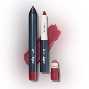 Trestique Lip Crayon in Deep Red